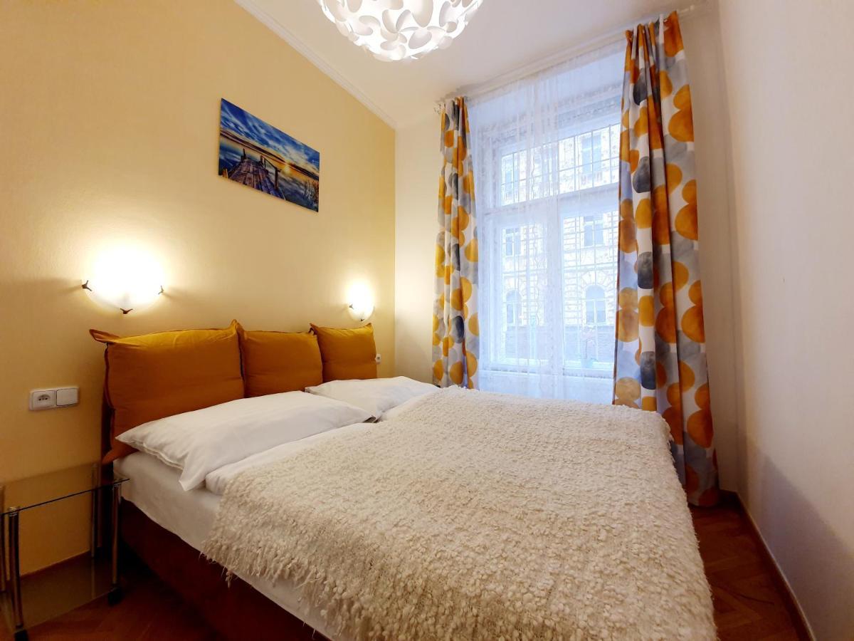 Apartment Prague Exterior photo